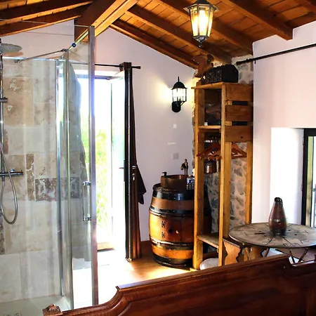 Nuit De Legende En Beaujolais Guest house *