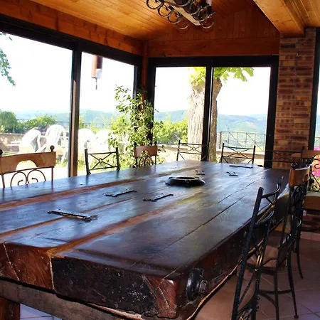 Guest house Nuit De Legende En Beaujolais