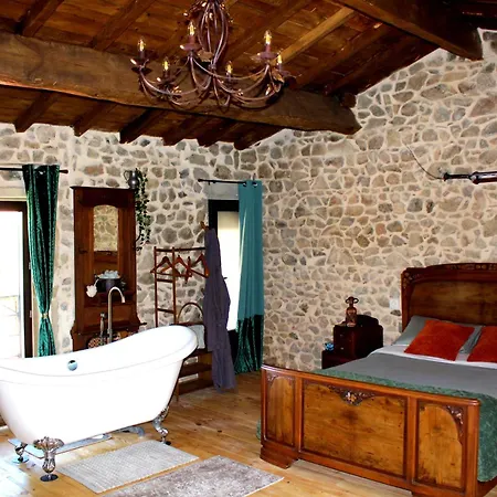 Nuit De Legende En Beaujolais Guest house